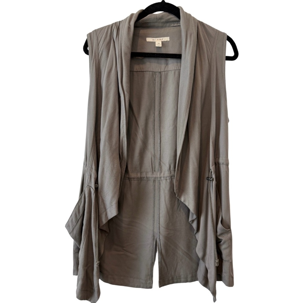 “Miami” Grey Drape Vest